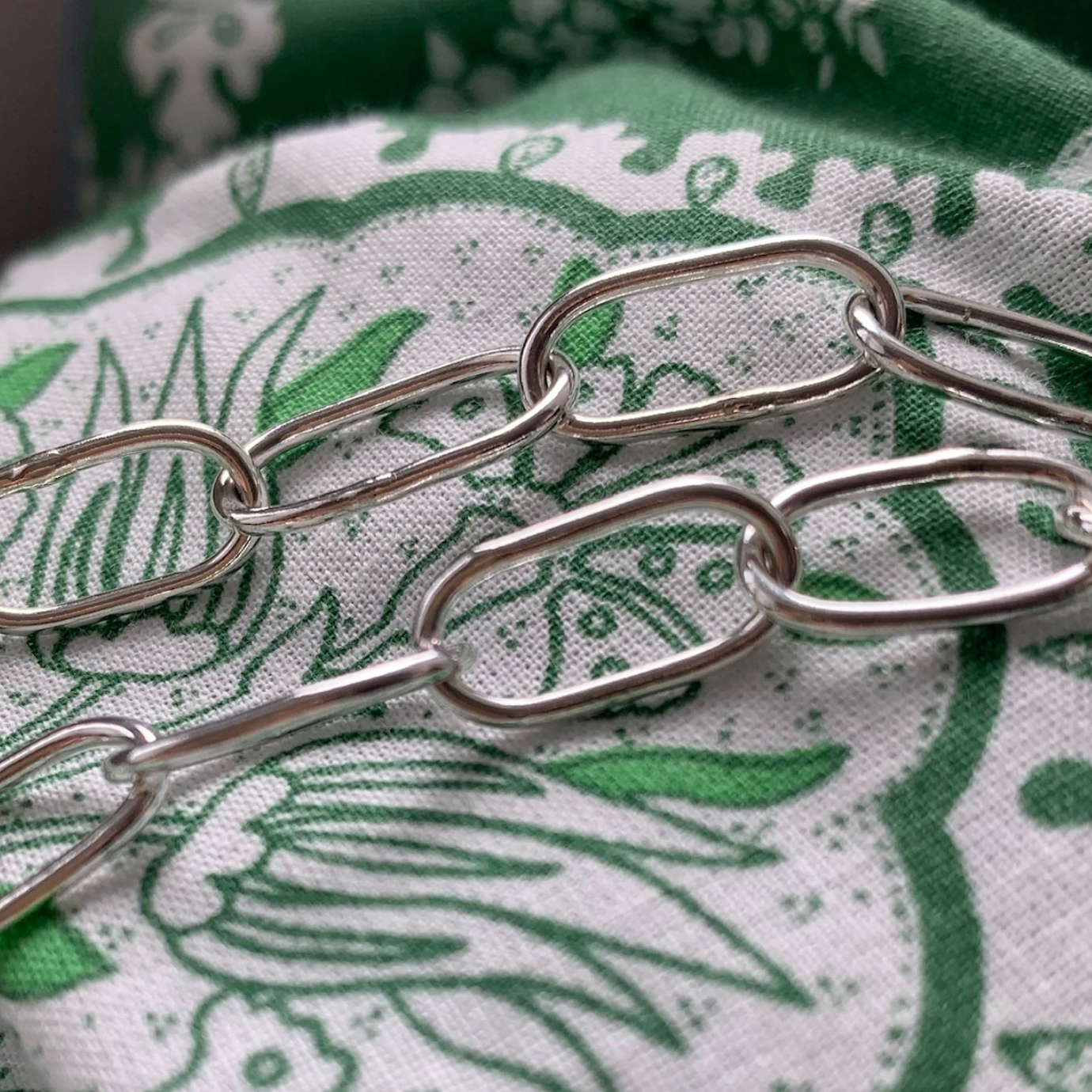 The pastille chain necklace, handmade from sterling silver oval links.